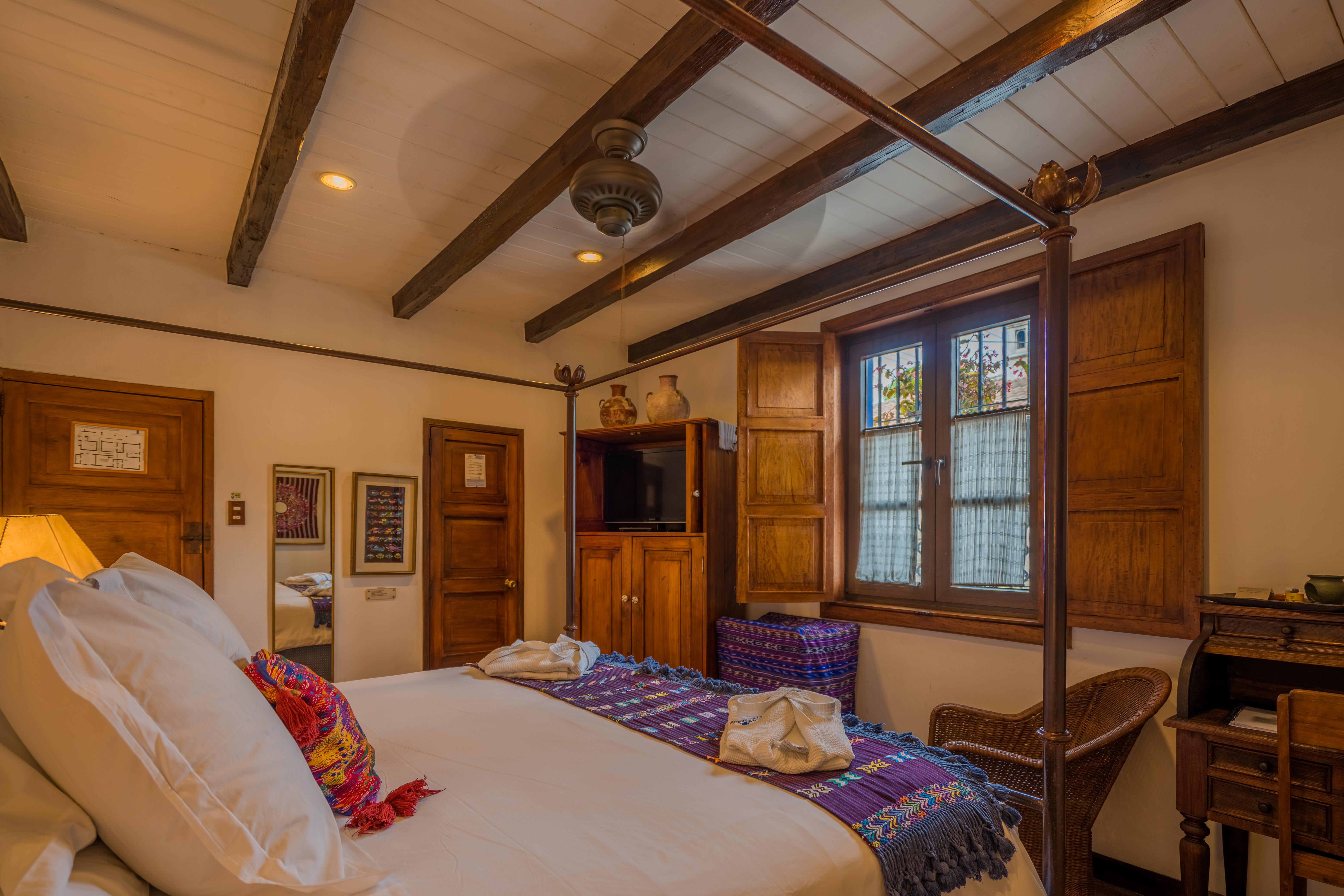 Casa Encantada By Porta Hotels Антигуа-Гватемала Экстерьер фото